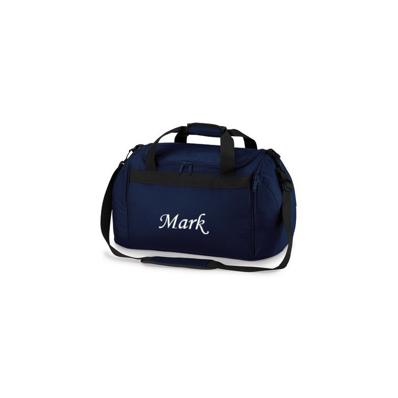 Mørkeblå sportstaske med navn på.